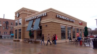 오스본 빌리지(Osborne Village)의 스타벅스(Starbucks) 폐쇄는 폭력이 확대되는 가운데 발생해