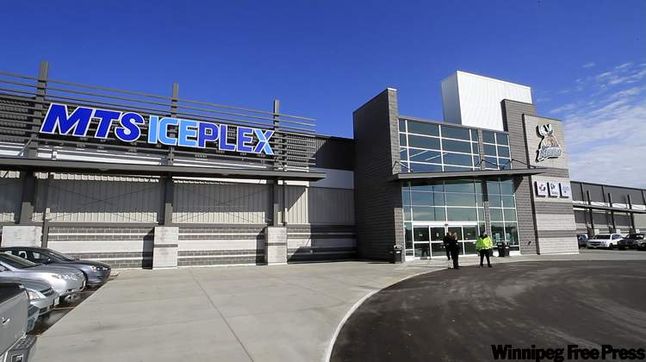 407855296_a0353d56_iceplex1.jpg