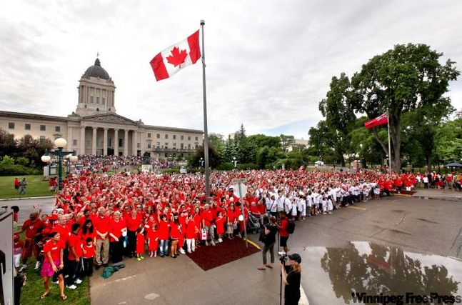 843616978_230bdf95_110701-Human_Flag.jpg